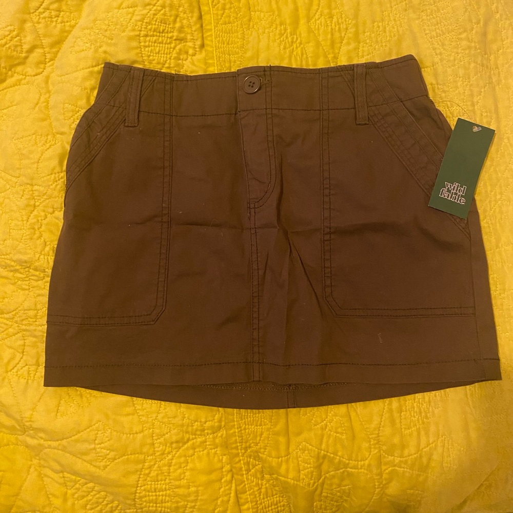 Target Wild Fable Dark Brown Lowrise Cargo Mini Skirt in size XS NWT
